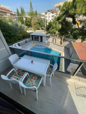 Flamingo Apartment 2